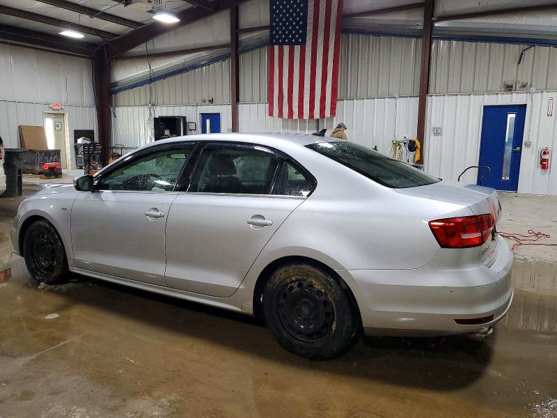 99317675 :رقم المزاد ، 3VW3A7AJ7FM245410 vin ، 2015 Volkswagen Jetta Tdi مزاد بيع