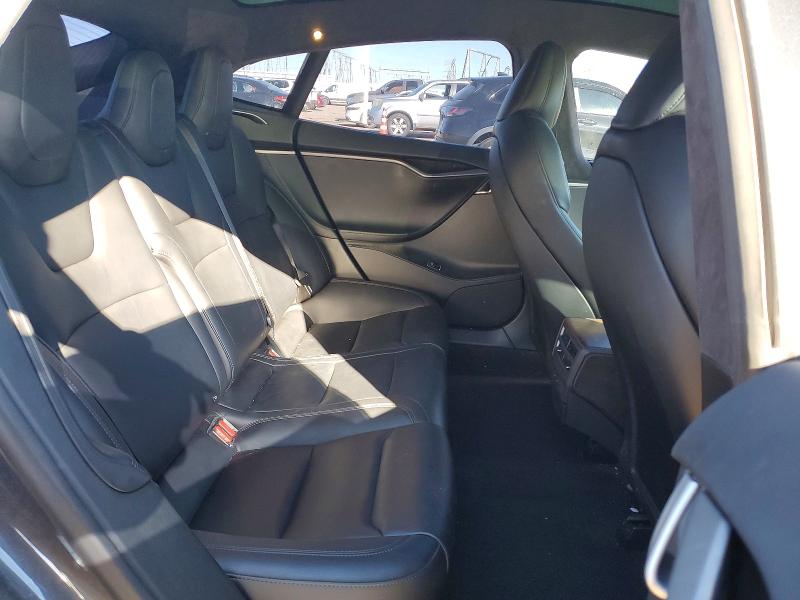 2020 Tesla Model S მანქანა იყიდება აუქციონზე, vin: 5YJSA1E2XLF415113, აუქციონის ნომერი: 72627045