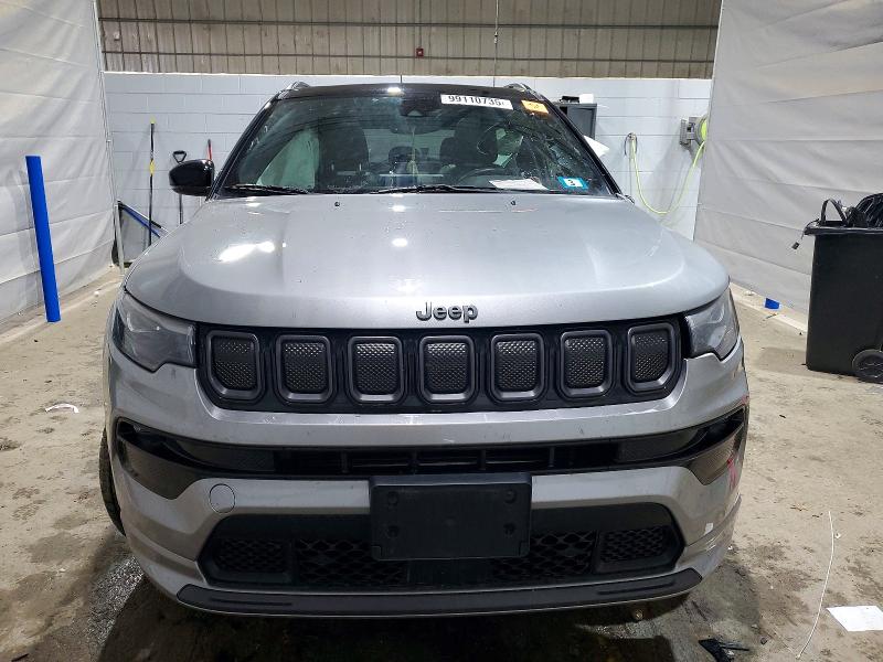99110735 :رقم المزاد ، 3C4NJDCB7NT147966 vin ، 2022 Jeep Compass مزاد بيع