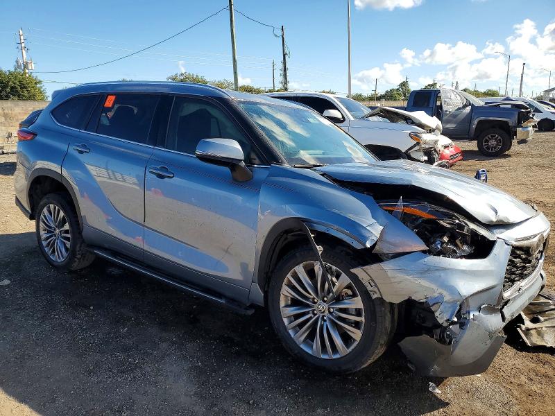 98866365 :رقم المزاد ، 5TDFZRAHXMS041022 vin ، 2021 Toyota Highlander مزاد بيع