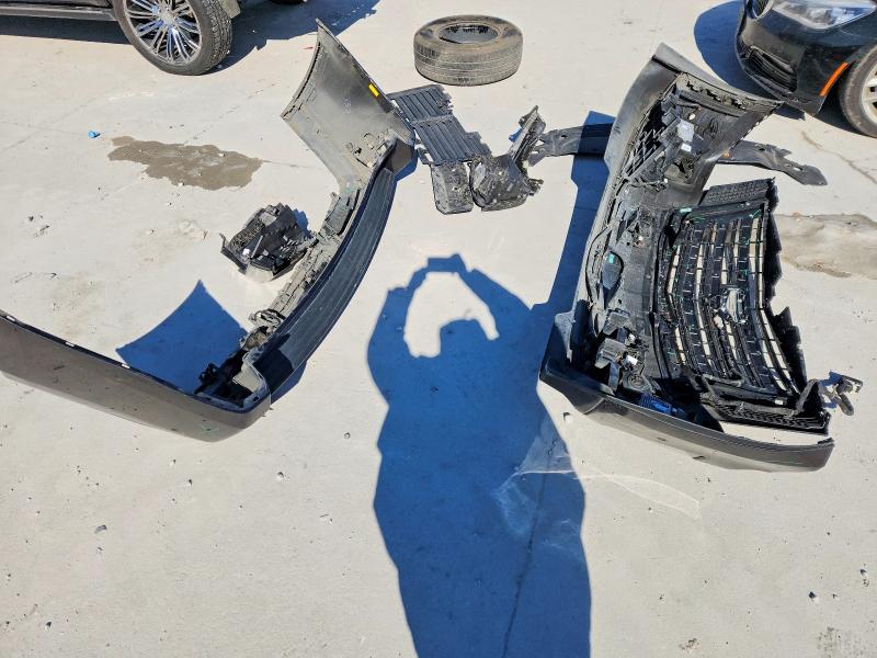 74920705 :رقم المزاد ، 1GYS4DKJ2JR242127 vin ، 2018 Cadillac Escalade مزاد بيع