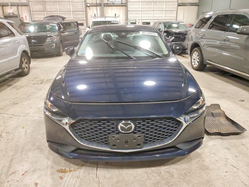 98770975 :رقم المزاد ، 3MZBPAAL3MM201460 vin ، 2021 Mazda 3 مزاد بيع