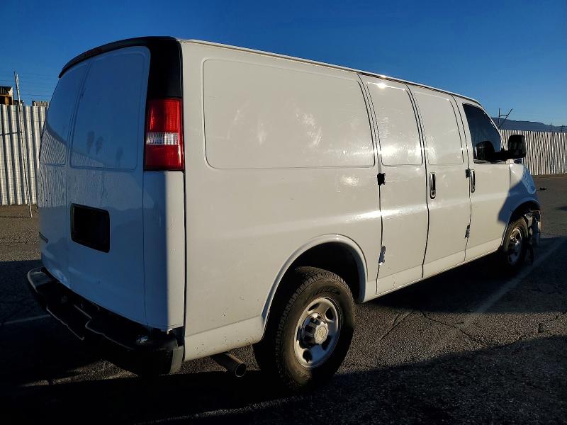 98718095 :رقم المزاد ، 1GCWGAFG6J1341480 vin ، 2018 Chevrolet Express G2 مزاد بيع
