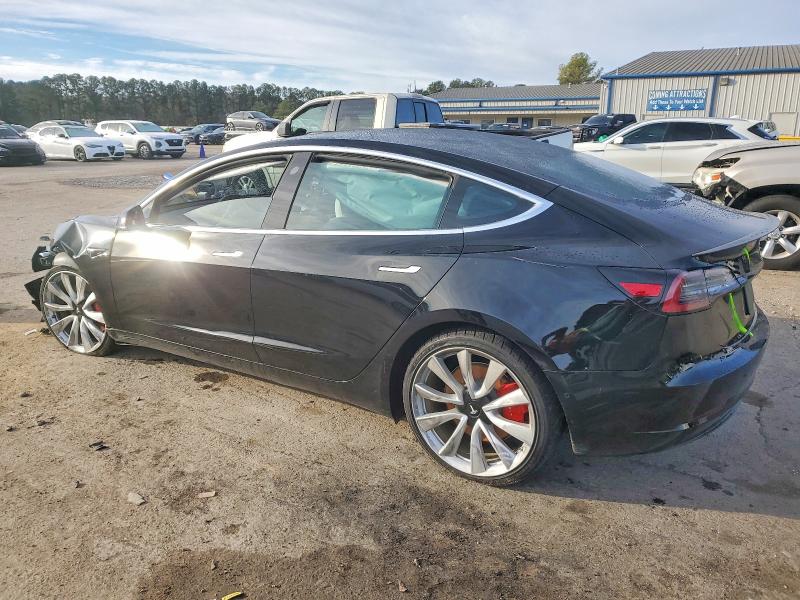 Продажа на аукционе авто 2019 Tesla Model 3, vin: 5YJ3E1EB2KF522499, номер лота: 72551485