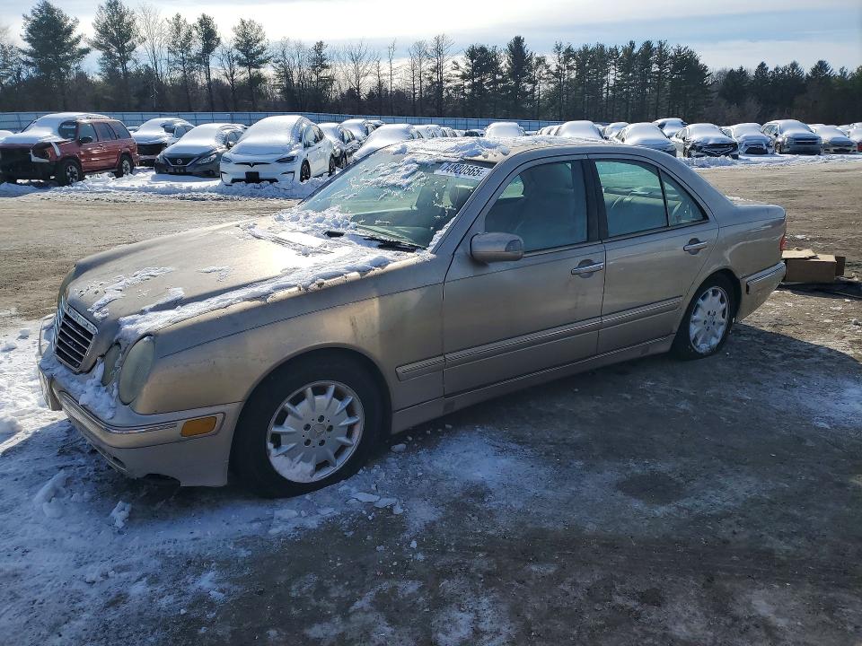 Auction sale of the 2000 Mercedes-benz E, vin: WDBJF65J1YB103059, lot number: 74820565