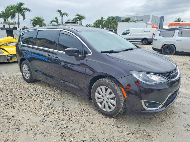 Продажа на аукционе авто 2018 Chrysler Pacifica L, vin: 2C4RC1AG0JR120940, номер лота: 73057515