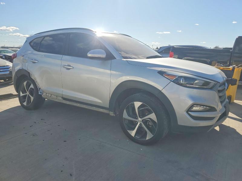Продаж на аукціоні авто 2018 Hyundai Tucson, vin: KM8J33A28JU804176, номер лоту: 72875685