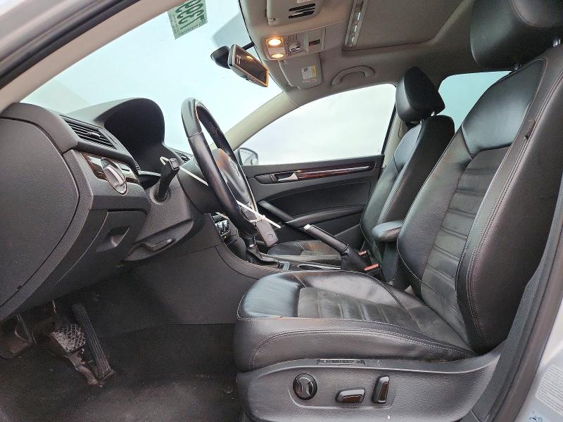 Продажа на аукционе авто 2015 Volkswagen Passat, vin: 1VWCT7A34FC027986, номер лота: 73993535