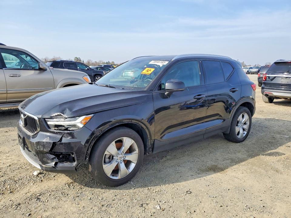73046165 :رقم المزاد ، YV4162UK8L2267483 vin ، 2020 Volvo Xc40 T5 Mo مزاد بيع