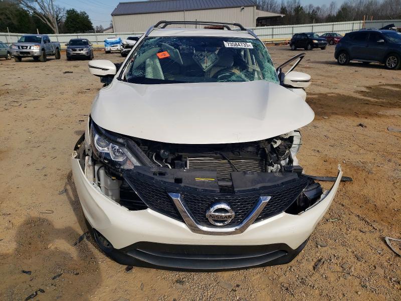 73584735 :رقم المزاد ، JN1BJ1CP2JW100901 vin ، 2018 Nissan Rogue Sport مزاد بيع