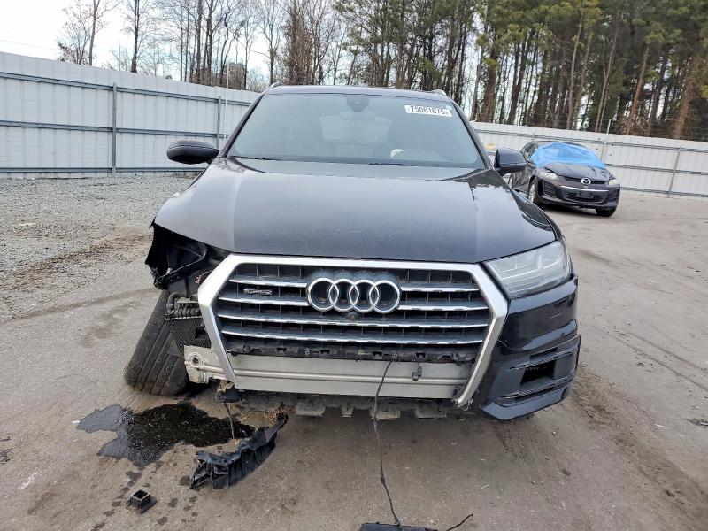 2017 Audi Q7 მანქანა იყიდება აუქციონზე, vin: WA1LAAF71HD027467, აუქციონის ნომერი: 75061675