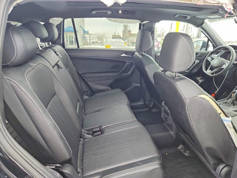 72262165 :رقم المزاد ، 3VV8B7AX4PM142183 vin ، 2023 Volkswagen Tiguan مزاد بيع