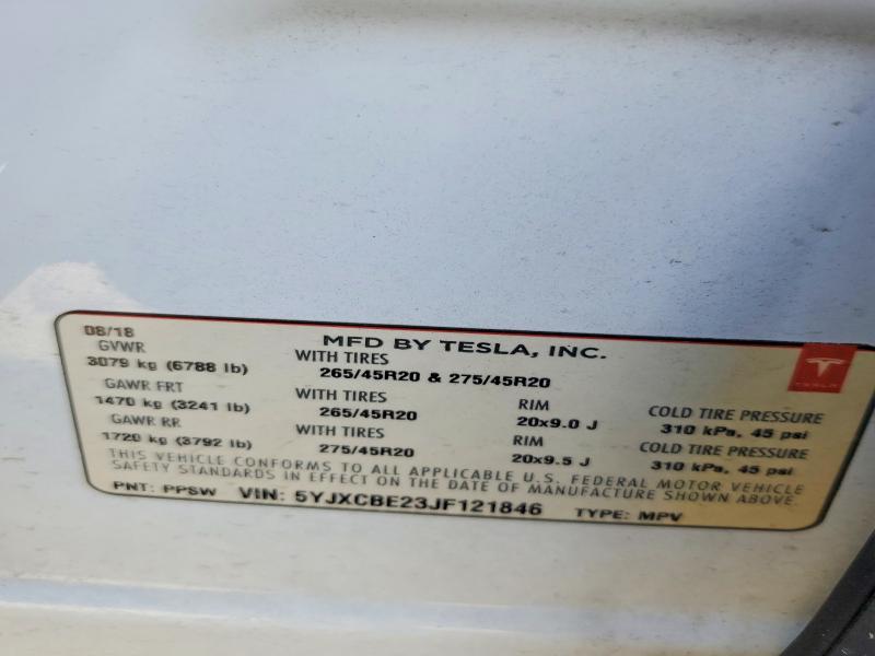 72753575 :رقم المزاد ، 5YJXCBE23JF121846 vin ، 2018 Tesla Model X مزاد بيع