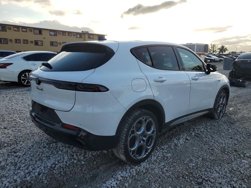 Продаж на аукціоні авто 2024 Alfa Romeo Tonale, vin: ZASPATDW0R3048917, номер лоту: 73072595