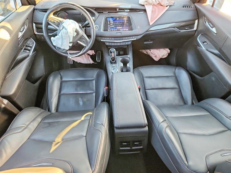 72961215 :رقم المزاد ، 1GYFZER45NF170274 vin ، 2022 Cadillac Xt4 مزاد بيع