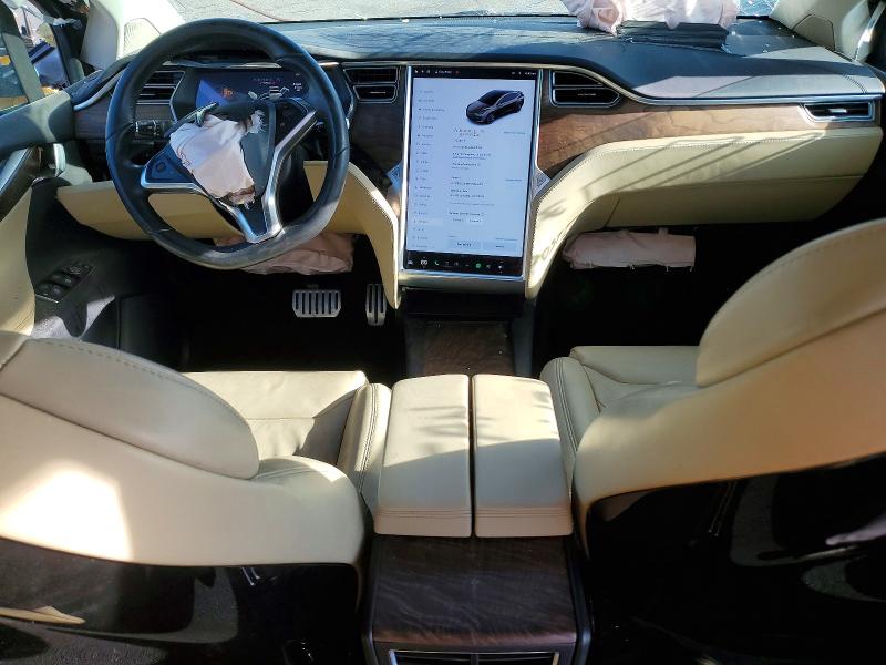 2016 Tesla Model X მანქანა იყიდება აუქციონზე, vin: 5YJXCBE48GF016326, აუქციონის ნომერი: 72368905
