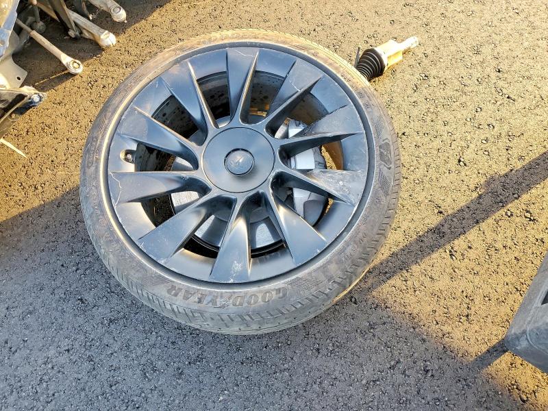 Продажа на аукционе авто 2024 Tesla Model Y, vin: 7SAYGDEE5RA229864, номер лота: 75159715