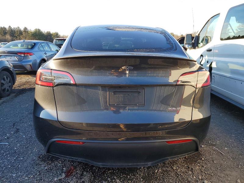 99390605 :رقم المزاد ، 7SAYGDEFXRF040431 vin ، 2024 Tesla Model Y مزاد بيع