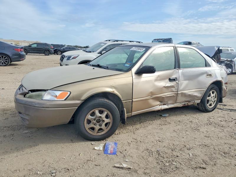 1997 Toyota Camry მანქანა იყიდება აუქციონზე, vin: 4T1BG22KXVU150773, აუქციონის ნომერი: 73709845