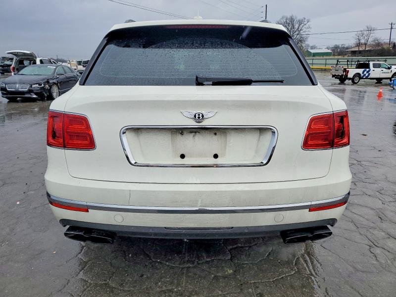 2019 Bentley Bentayga მანქანა იყიდება აუქციონზე, vin: SJAAM2ZV1KC024006, აუქციონის ნომერი: 74028095