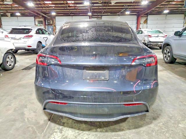 Продаж на аукціоні авто 2024 Tesla Model Y, vin: 7SAYGAEE2RF038422, номер лоту: 99801235