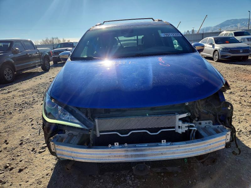 99712335 :رقم المزاد ، 2C4RC1GG5LR211146 vin ، 2020 Chrysler Pacifica مزاد بيع