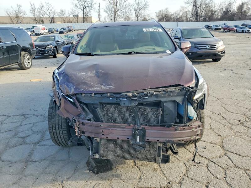 99613795 :رقم المزاد ، 1GYKNFRS7NZ118707 vin ، 2022 Cadillac Xt5 Platin مزاد بيع