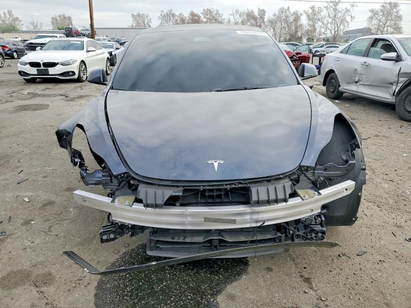 72493815 :رقم المزاد ، 5YJ3E1EC2PF637233 vin ، 2023 Tesla Model 3 مزاد بيع