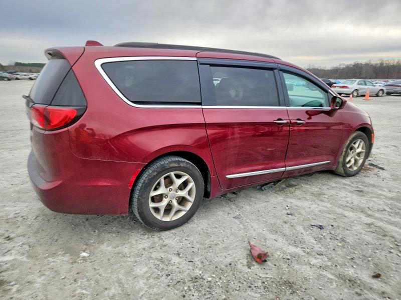 72677365 :رقم المزاد ، 2C4RC1BG0HR739658 vin ، 2017 Chrysler Pacifica مزاد بيع