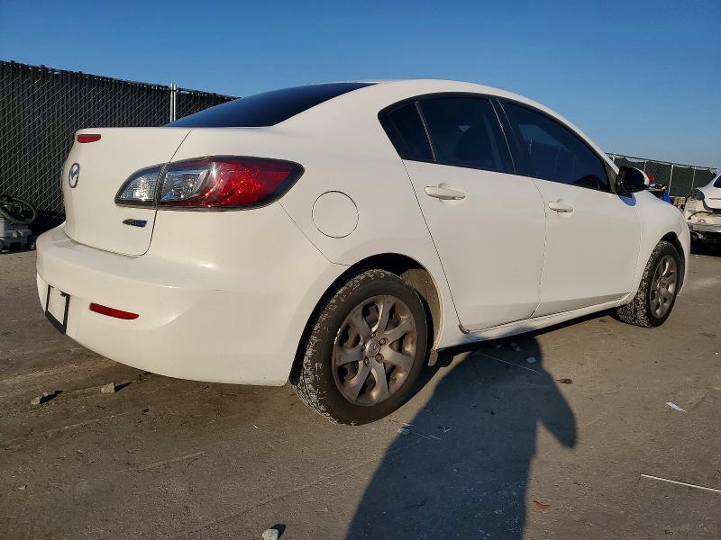 98750055 :رقم المزاد ، JM1BL1U70D1781826 vin ، 2013 Mazda 3 مزاد بيع