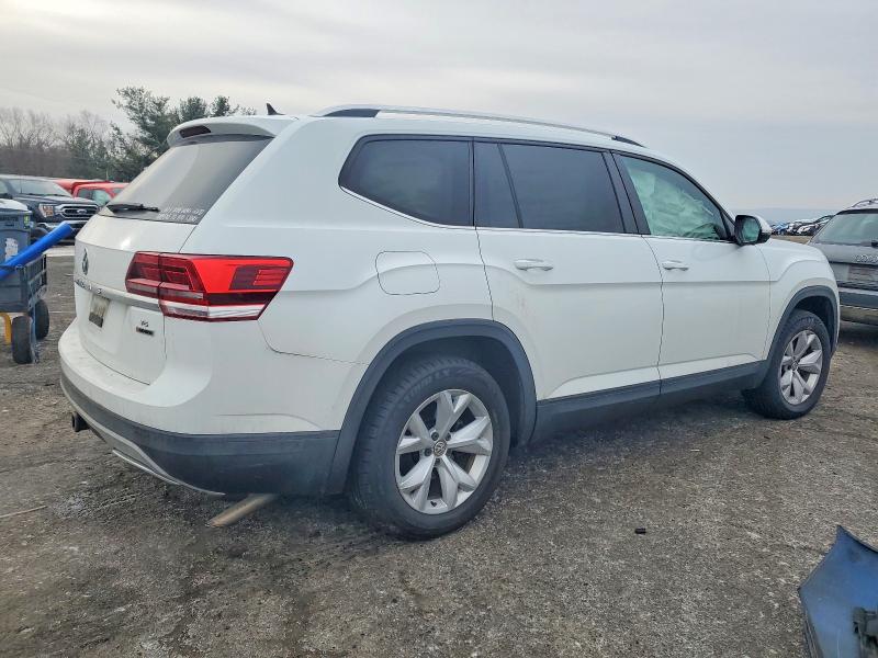 Продаж на аукціоні авто 2018 Volkswagen Atlas, vin: 1V2LR2CA8JC588585, номер лоту: 99592595