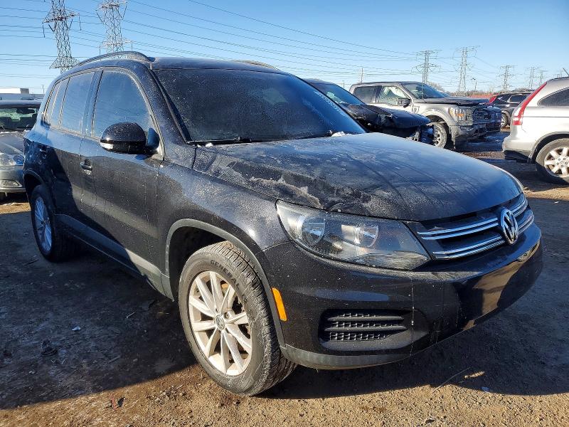 2017 Volkswagen Tiguan მანქანა იყიდება აუქციონზე, vin: WVGBV7AX2HK052532, აუქციონის ნომერი: 74365955