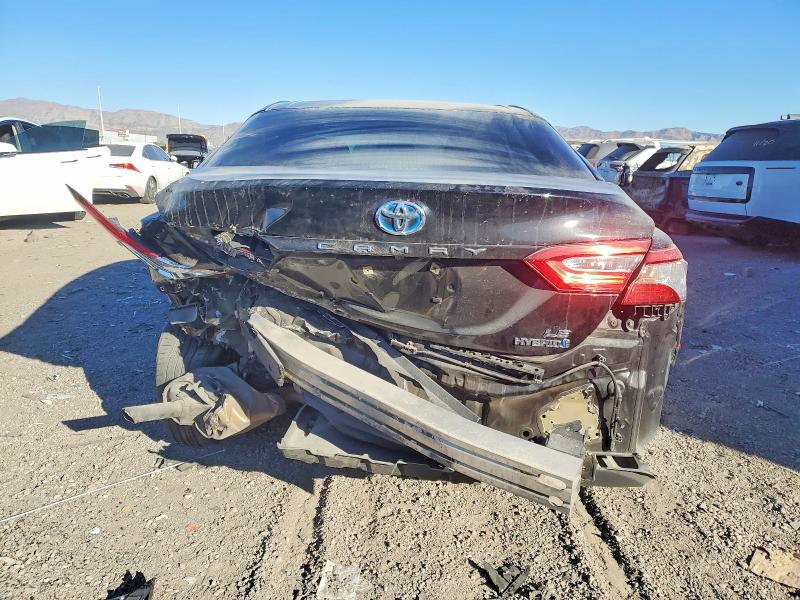 Продажа на аукционе авто 2018 Toyota Camry, vin: 4T1B31HK2JU004603, номер лота: 73433015