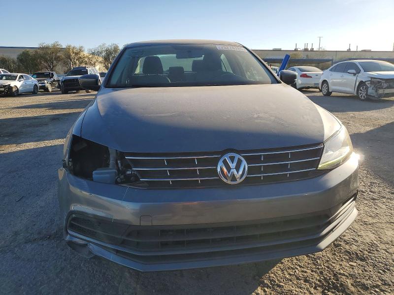 75278765 :رقم المزاد ، 3VW2B7AJ7JM262953 vin ، 2018 Volkswagen Jetta مزاد بيع