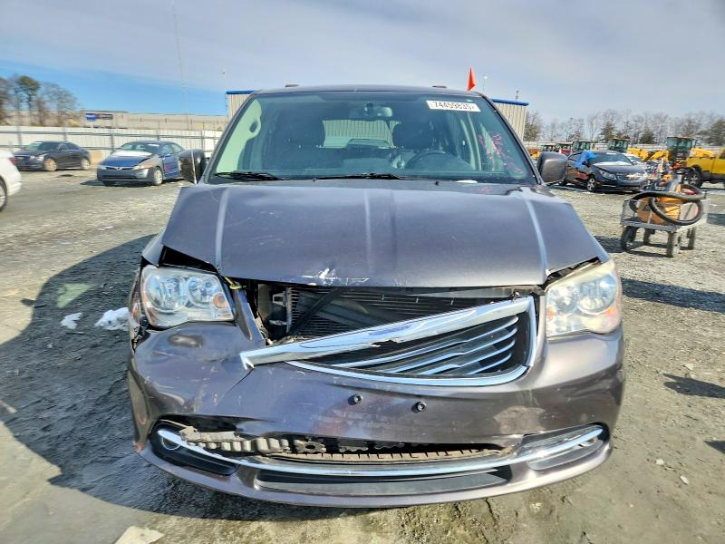 2016 Chrysler Town & Country მანქანა იყიდება აუქციონზე, vin: 2C4RC1BG8GR294794, აუქციონის ნომერი: 74459835