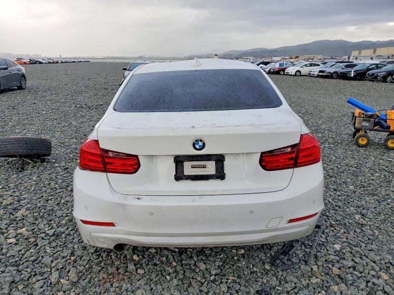 Продаж на аукціоні авто 2015 Bmw 320 I Xdrive, vin: WBA3C3G54FNT52224, номер лоту: 97031835
