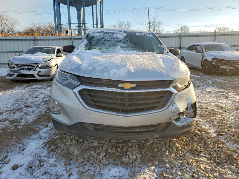 Продажа на аукционе авто 2019 Chevrolet Equinox, vin: 3GNAXHEV0KS561224, номер лота: 73996525