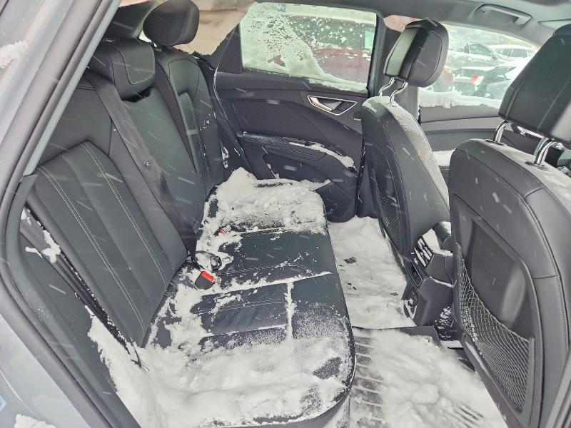 Продажа на аукционе авто 2025 Audi Q4 E-tron, vin: WA1GUAFZ6SP042692, номер лота: 74079235