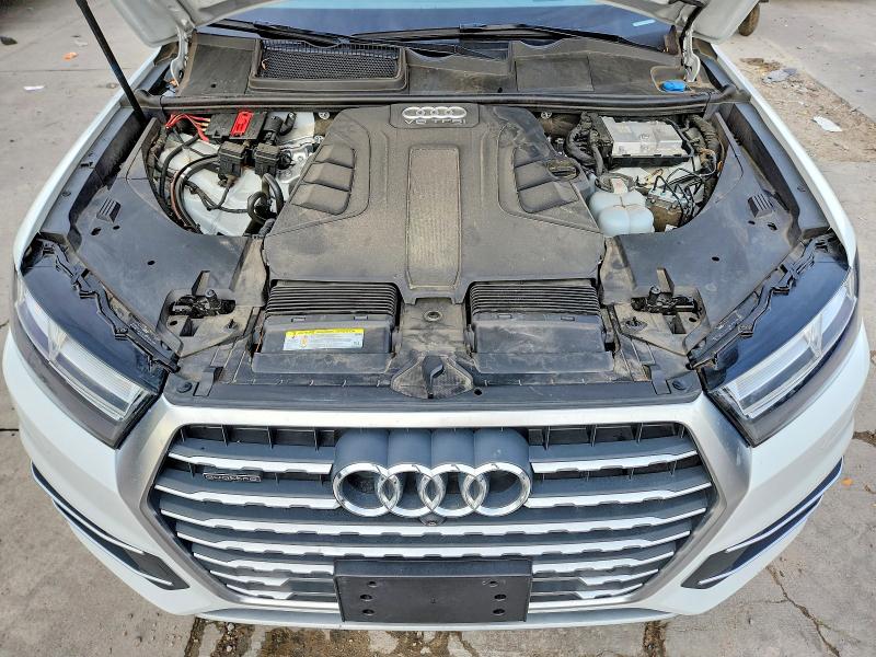 Продаж на аукціоні авто 2018 Audi Q7, vin: WA1VAAF72JD017335, номер лоту: 72382025