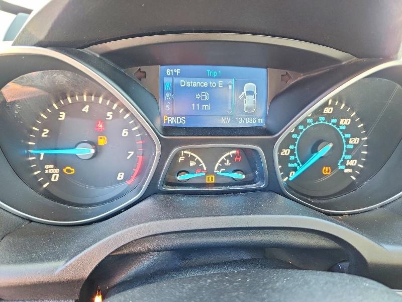 2015 Ford Escape მანქანა იყიდება აუქციონზე, vin: 1FMCU0G90FUA10207, აუქციონის ნომერი: 74111715