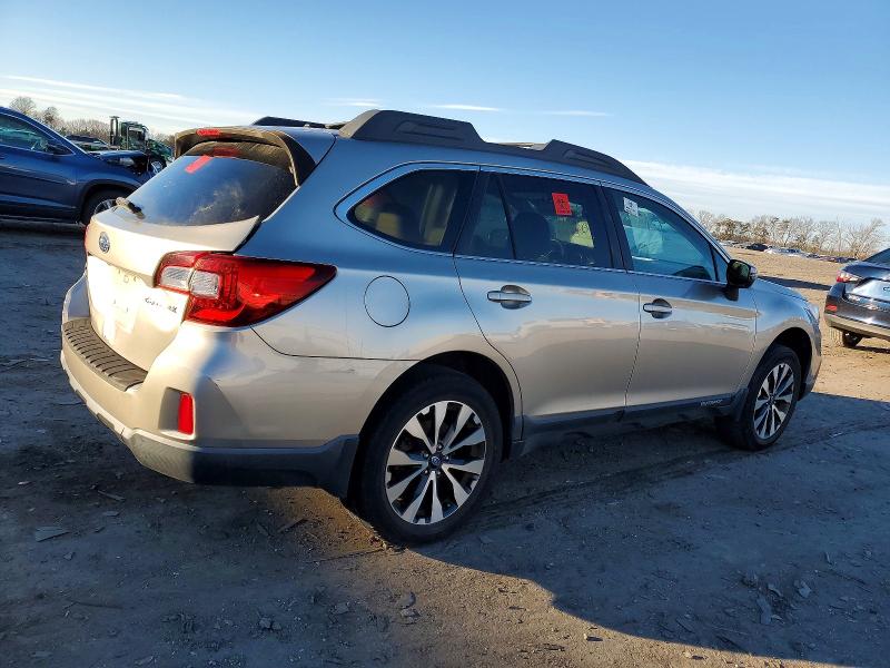 2015 Subaru Outback მანქანა იყიდება აუქციონზე, vin: 4S4BSBLC9F3239506, აუქციონის ნომერი: 72667935