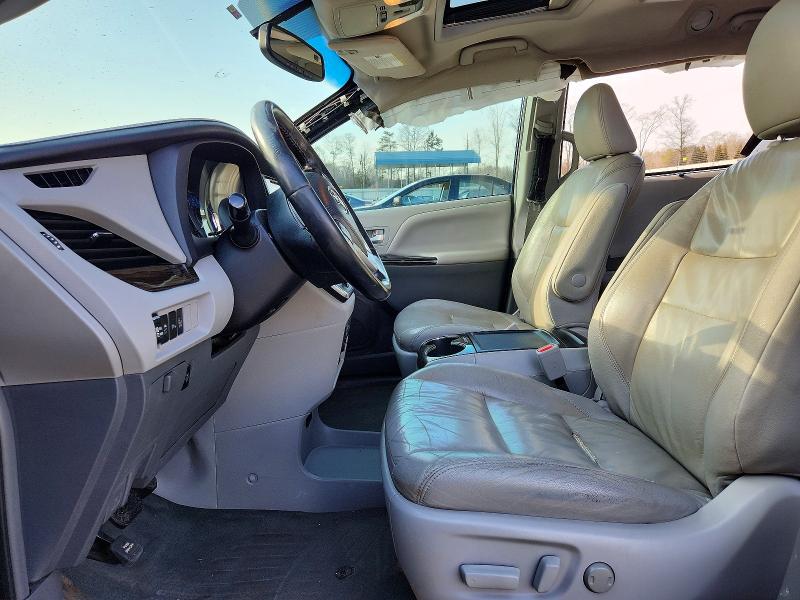 75649965 :رقم المزاد ، 5TDYK3DC3GS729958 vin ، 2016 Toyota Sienna Xle مزاد بيع