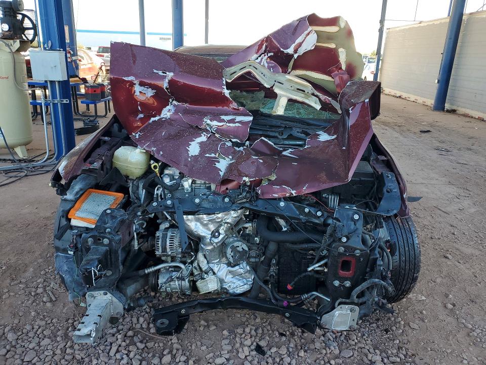 75694885 :رقم المزاد ، 1C3CCCAB6GN183010 vin ، 2016 Chrysler 200 مزاد بيع