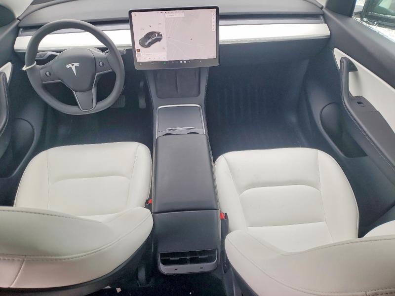 98216635 :رقم المزاد ، 5YJYGDEE3MF158057 vin ، 2021 Tesla Model Y مزاد بيع