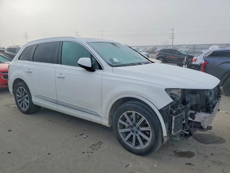2017 Audi Q7 მანქანა იყიდება აუქციონზე, vin: WA1VAAF72HD010685, აუქციონის ნომერი: 72848115