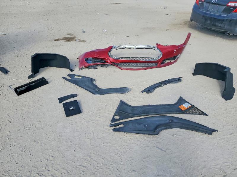 74892025 :رقم المزاد ، 5YJSA1CG6DFP20947 vin ، 2013 Tesla Model S مزاد بيع