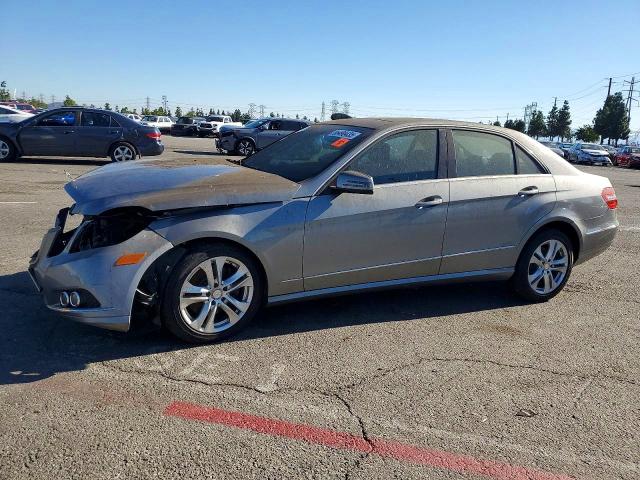 Продажа на аукционе авто 2010 Mercedes-benz E, vin: WDDHF5GBXAA205008, номер лота: 99373075