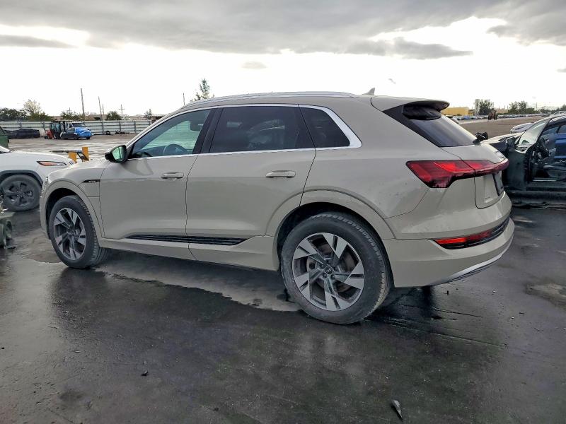 Aukcja sprzedaży 2022 Audi E-tron, vin: WA1AAAGE5NB005421, numer aukcji: 97132985