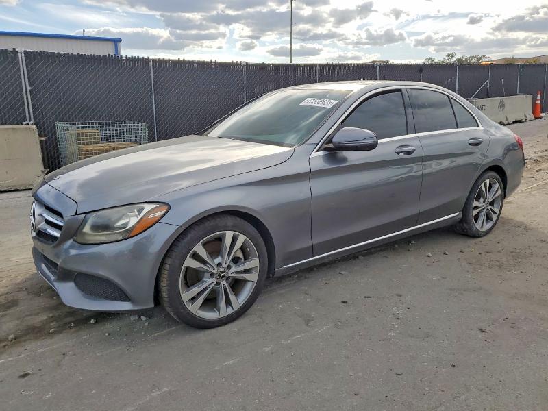 Продаж на аукціоні авто 2018 Mercedes-benz C 300, vin: 55SWF4JB2JU247103, номер лоту: 73556625
