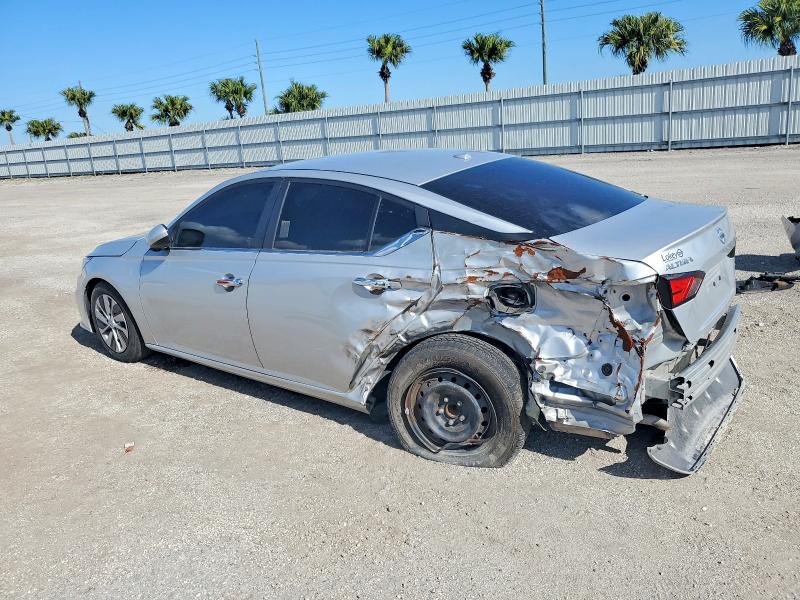 97677985 :رقم المزاد ، 1N4BL4BV8LC168087 vin ، 2020 Nissan Altima S مزاد بيع